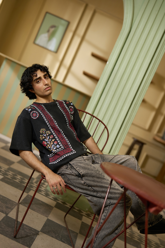 BLACK ACID WASH QAATIL T-SHIRT