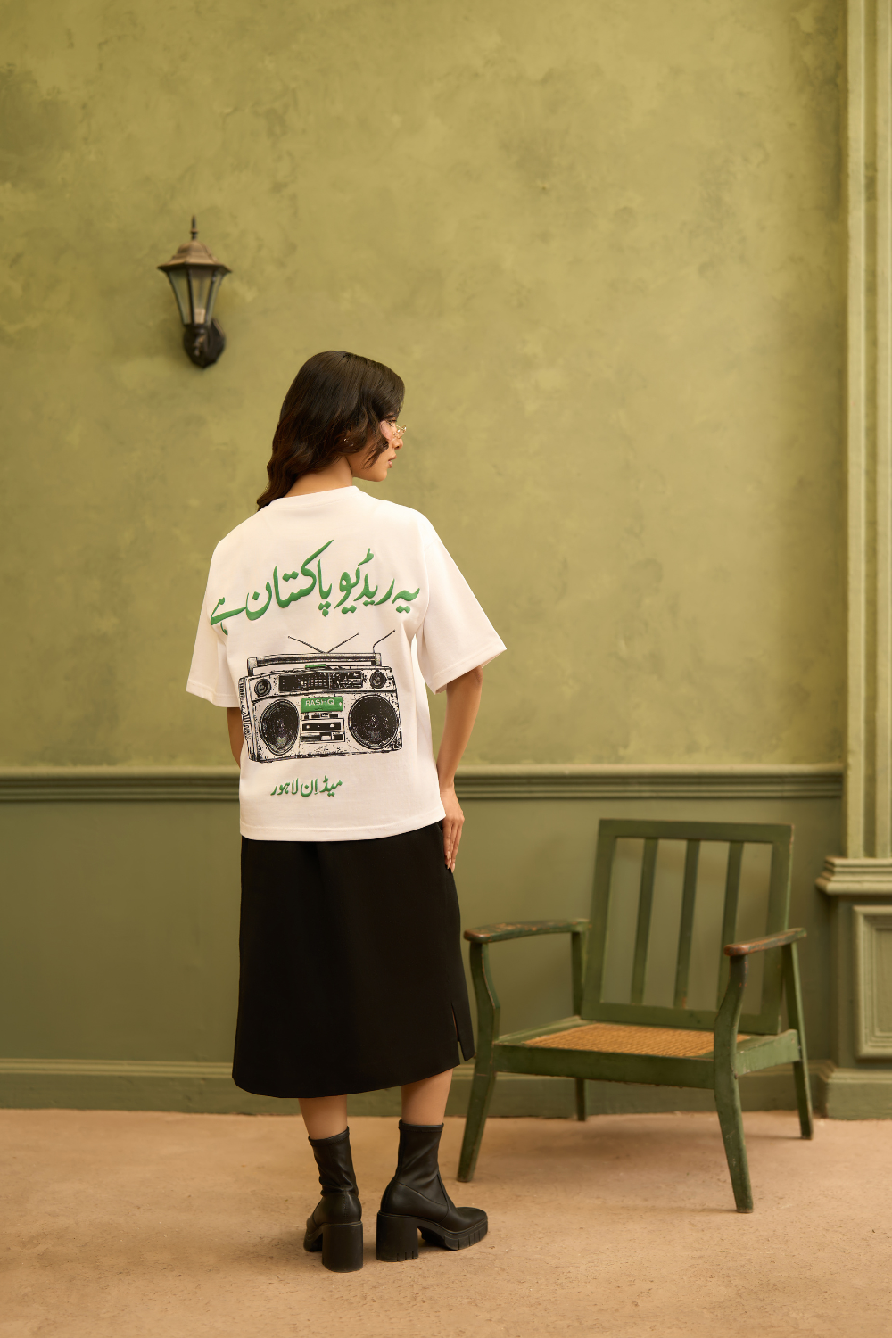 WHITE RADIO PAKISTAN T-SHIRT