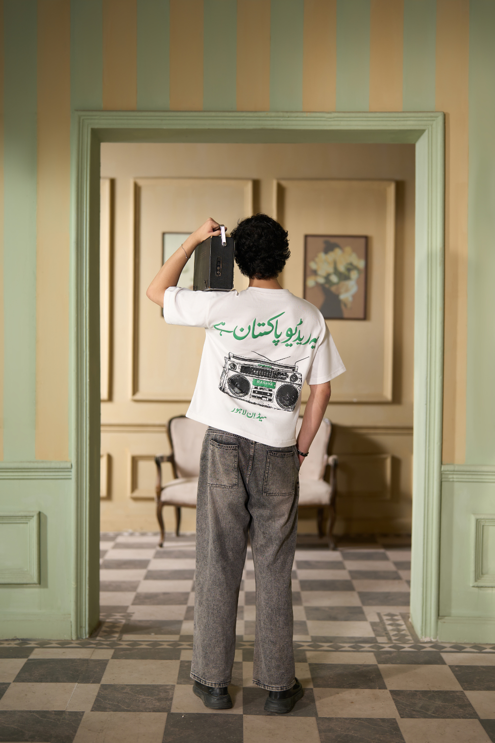WHITE RADIO PAKISTAN T-SHIRT