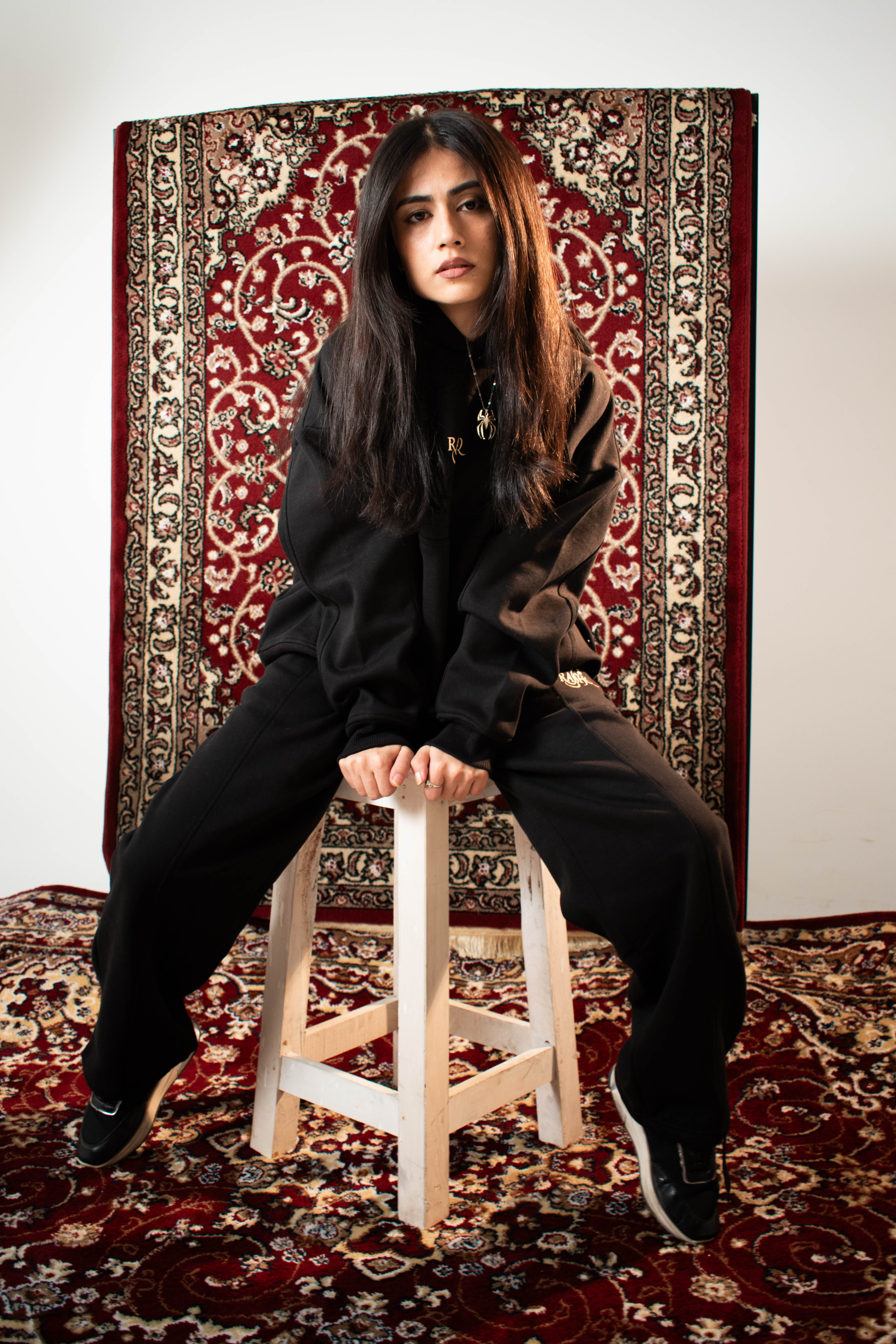 EQUESTRIAN HIDDEN POCKET SWEATSUIT