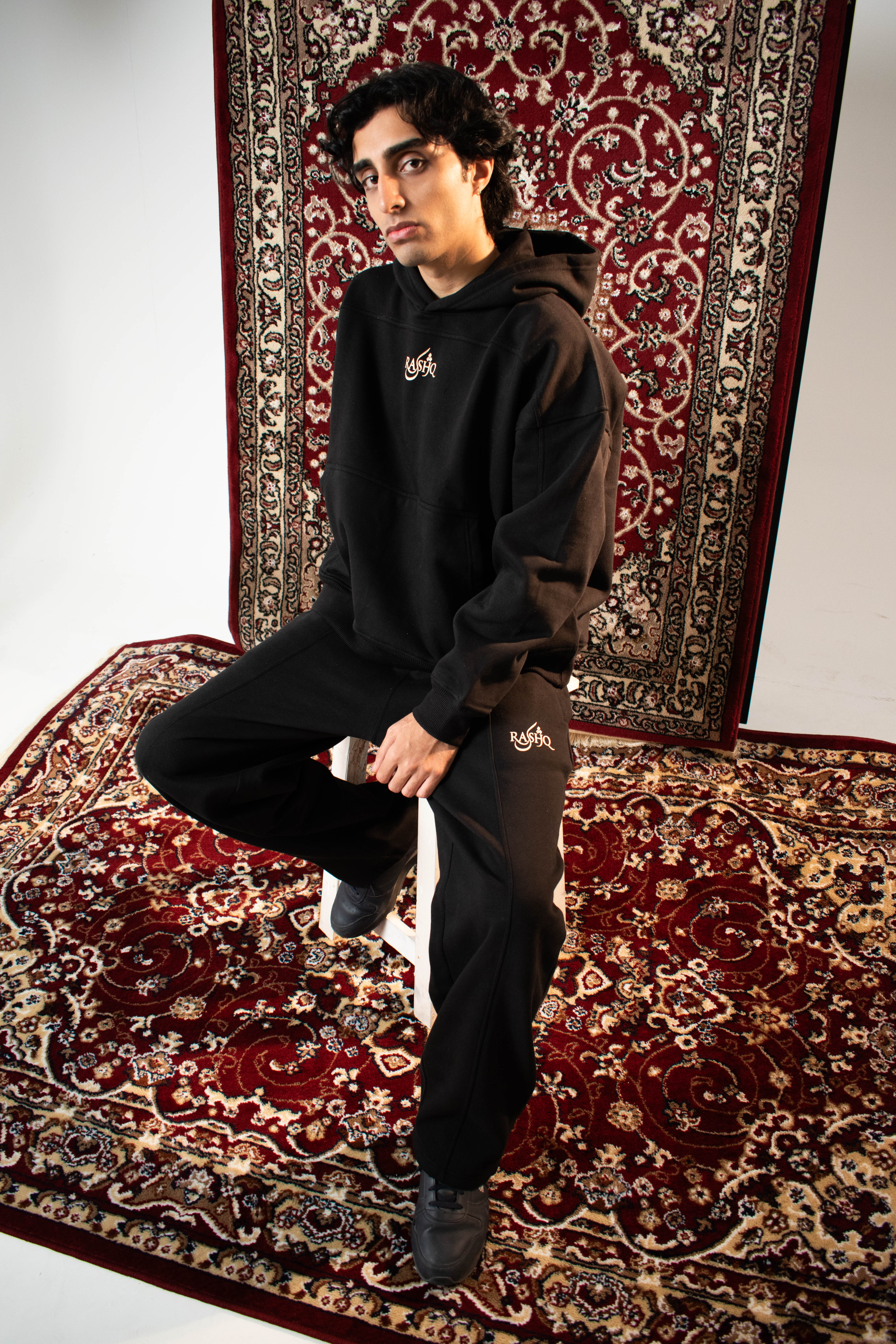 EQUESTRIAN HIDDEN POCKET SWEATSUIT