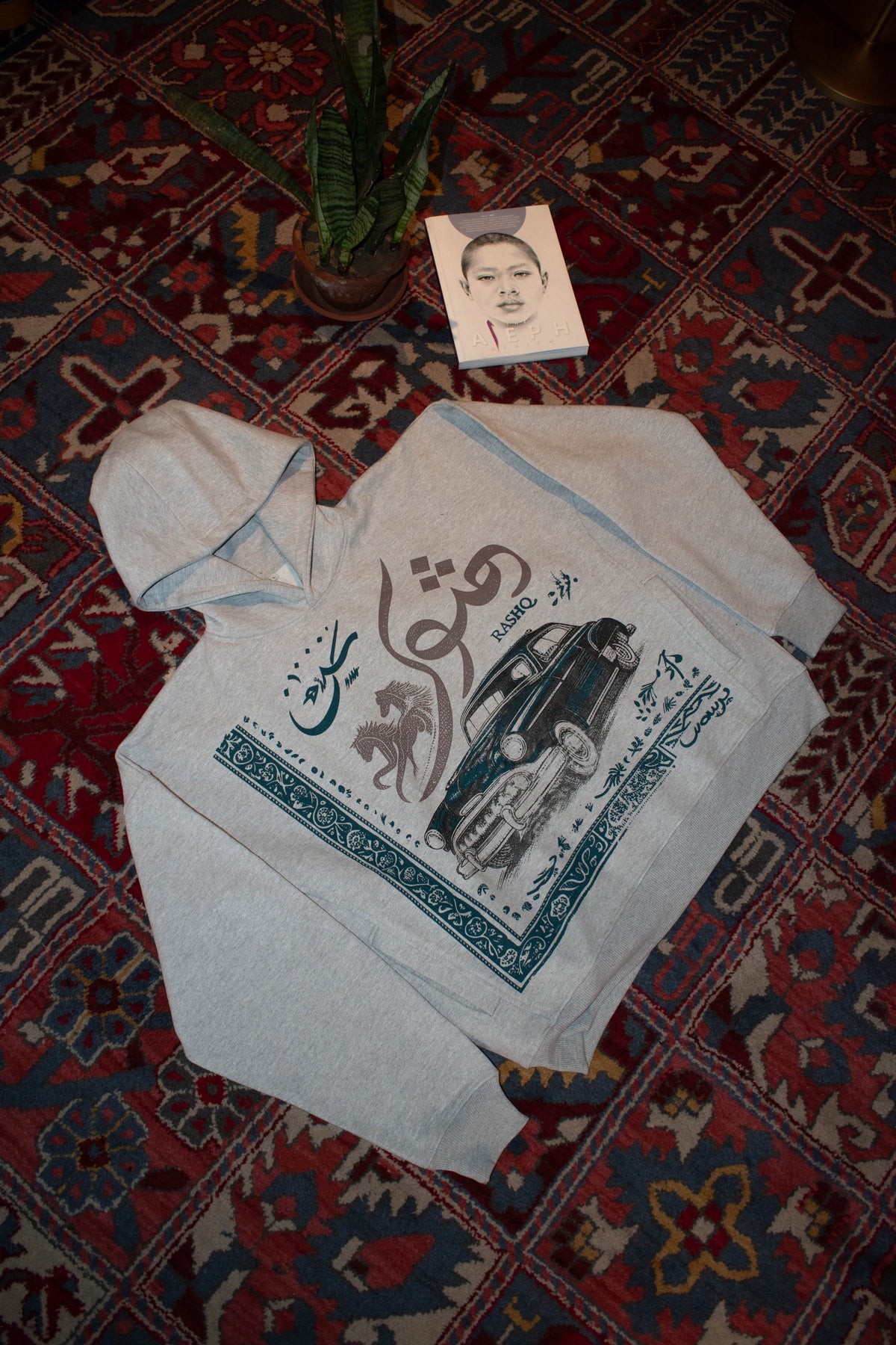 RETRO HERITAGE HOODIE